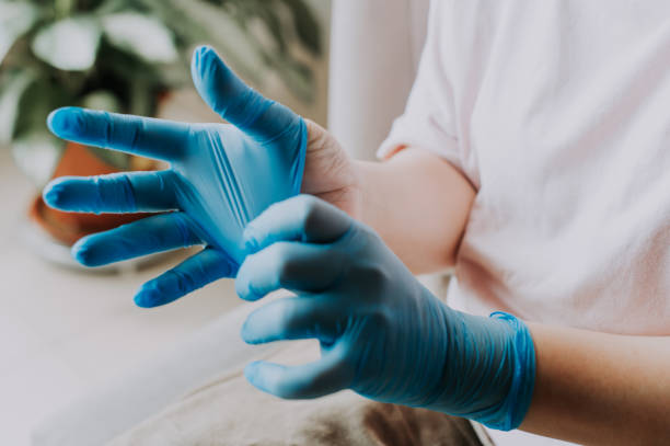 TOP REASONS VINYL GLOVES ARE HANDY